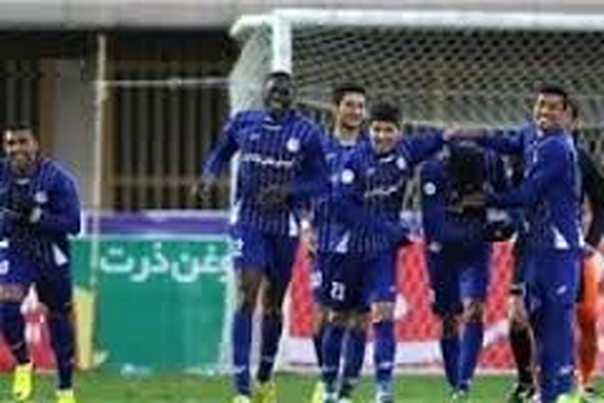 ۱۱ بازیکن استقلال برای بازی با پرسپولیس مشخص شدند