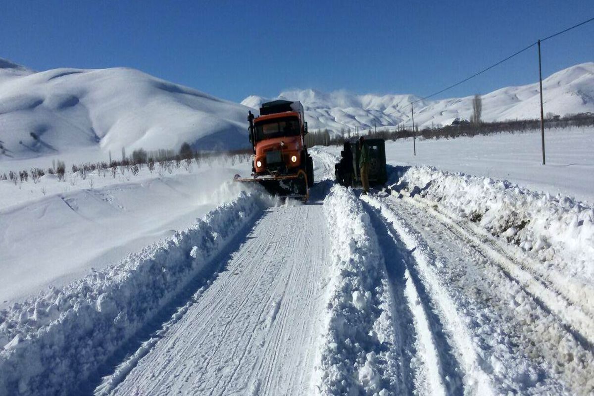 بازگشایی راه ۲۳۵ روستای شمال غرب کشور