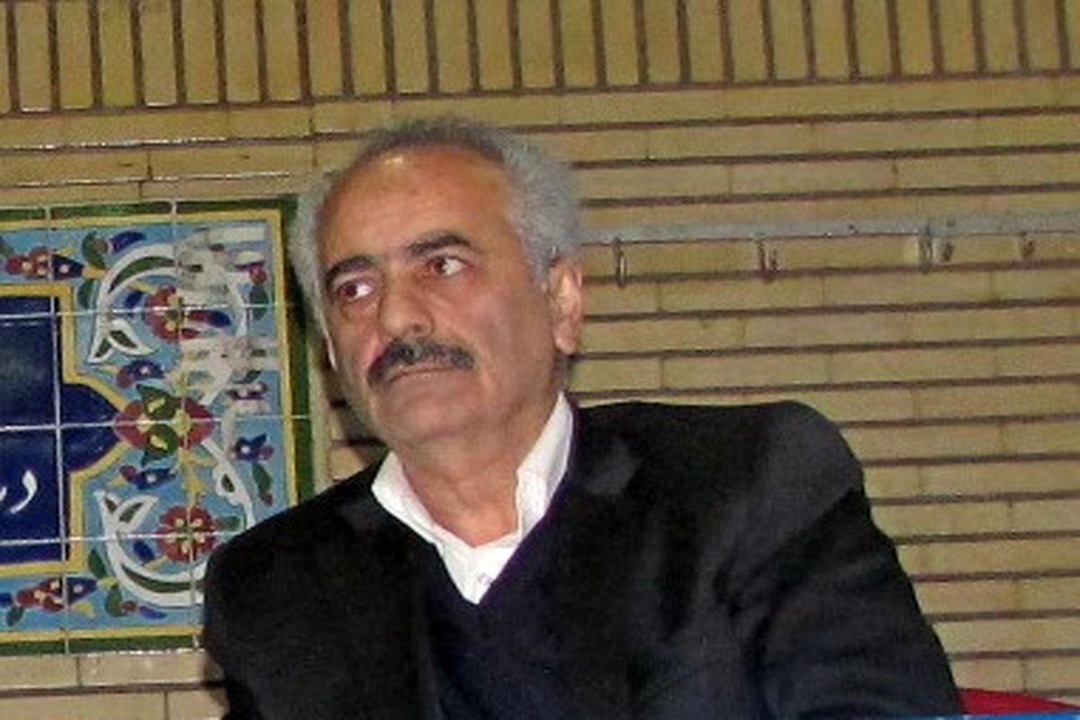 سکاکی دوباره دبیر شد