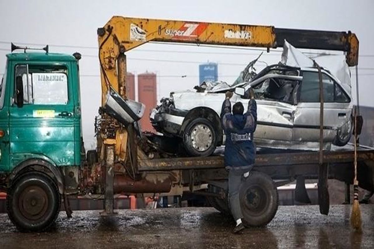 واژگونی پژو، ۳ کشته و ۲ مجروح بر جا گذاشت