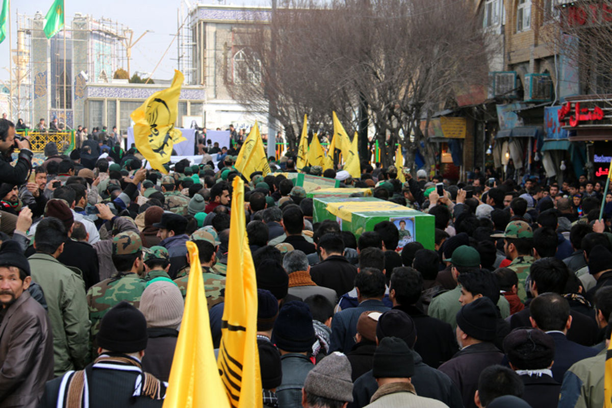 پیکر پاک شهید مدافع حرم در مشهد تشییع شد