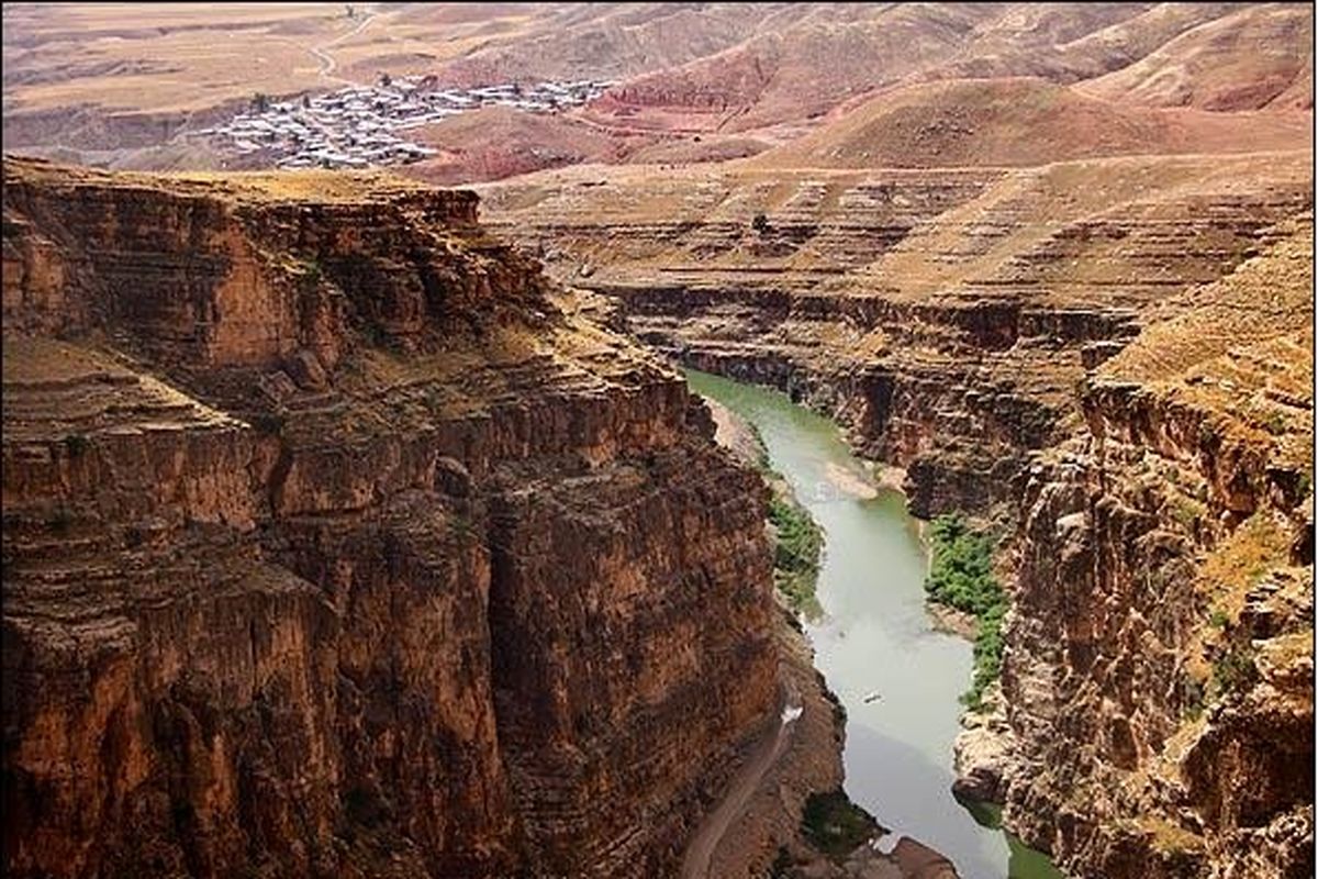 سفر به طبیعت غرب کشور در مجموعه «با سیمره»