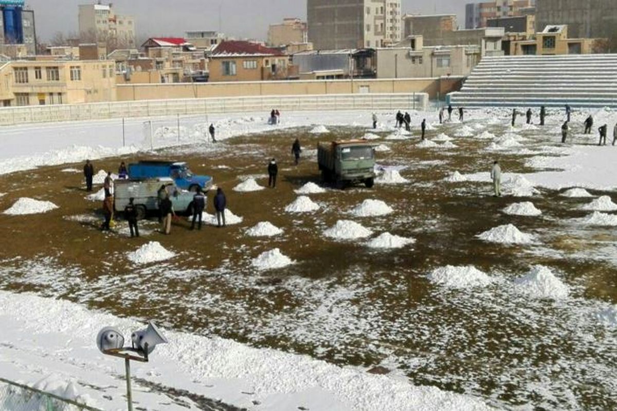 لغو بازی شهرداری ارومیه و رهپویان رضوانشهر در لیگ دسته دوم فوتبال کشور برای دومین بار در یک ماه