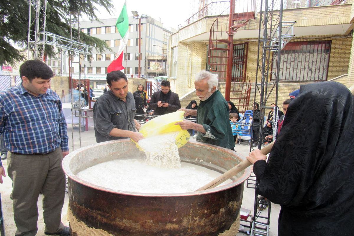 مراسم سمنو پزان در فرهنگسرای معرفت