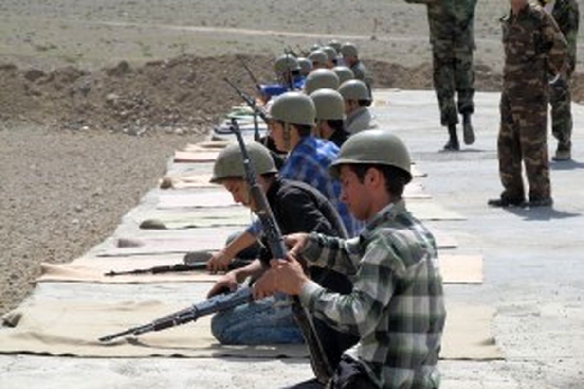 دوره عملی آمادگی دفاعی دانش آموزان در تبریز برگزار شد