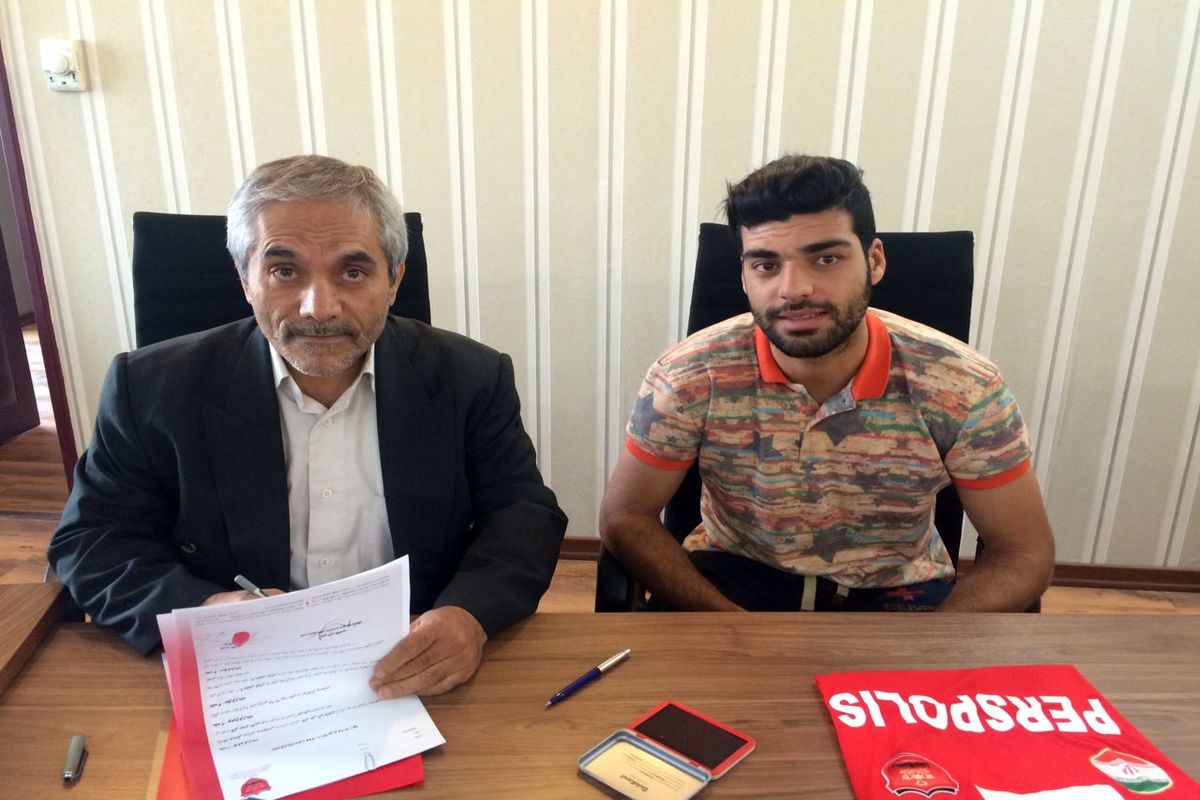 طارمی: از بزرگان پرسپولیس رخصت می‌خواهم