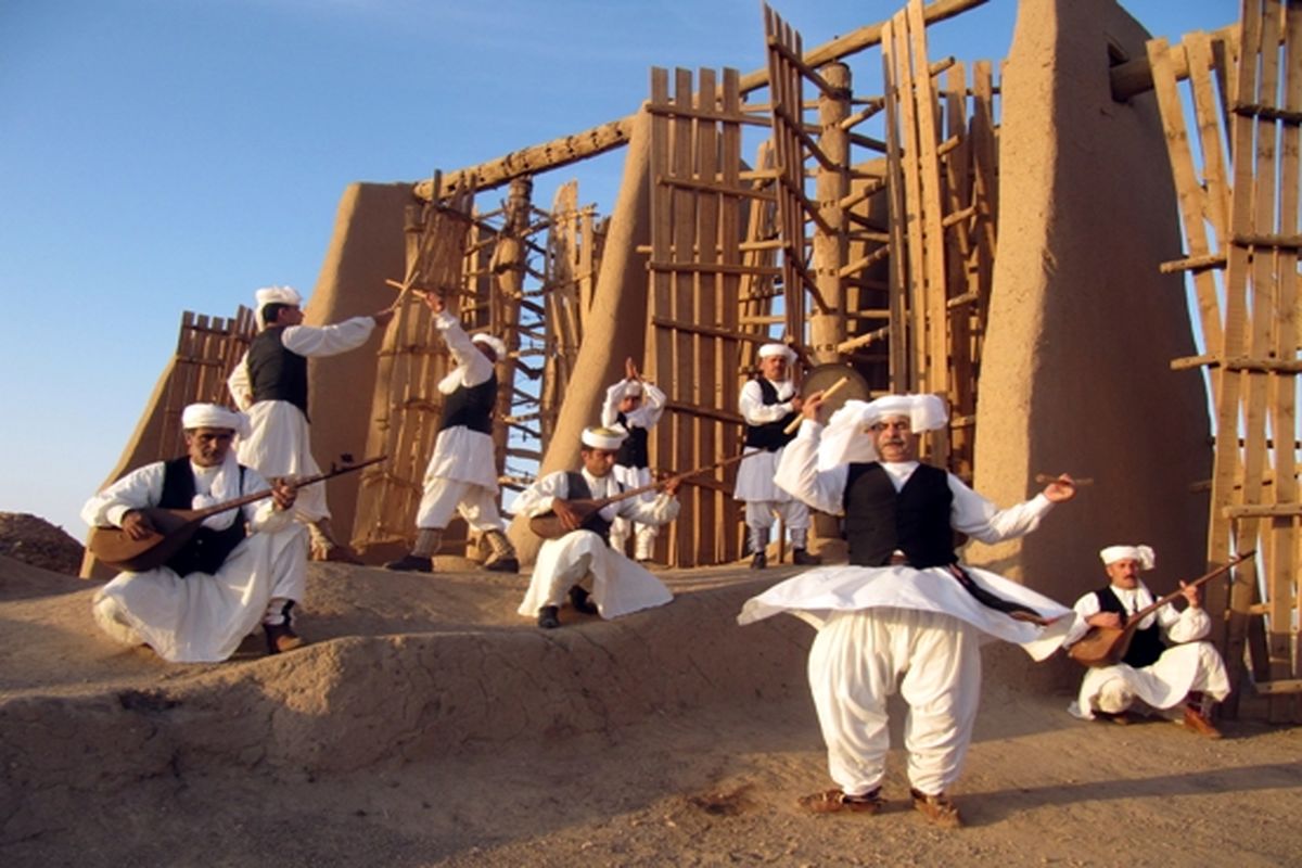 تمدید حضور گروه موسیقی نواحی «خواف» در اکسپو میلان