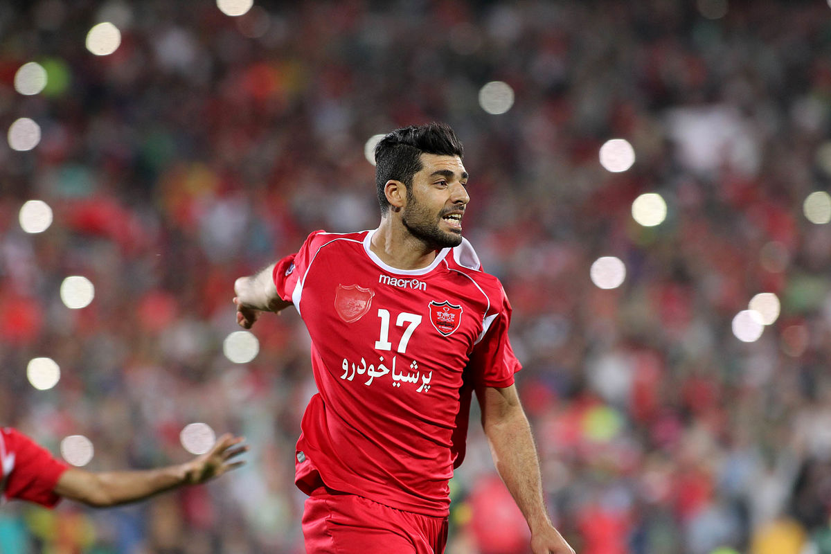 عذرخواهی مهاجم پرسپولیس از استقلالی ها!