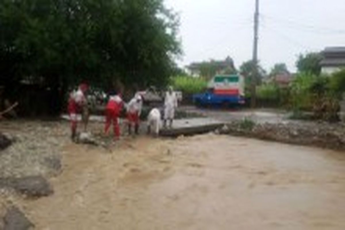 نجات جان ۳۶ نفر در جاده هراز