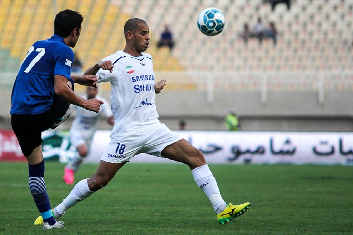 ریوالدو در استقلال ماندنی شد