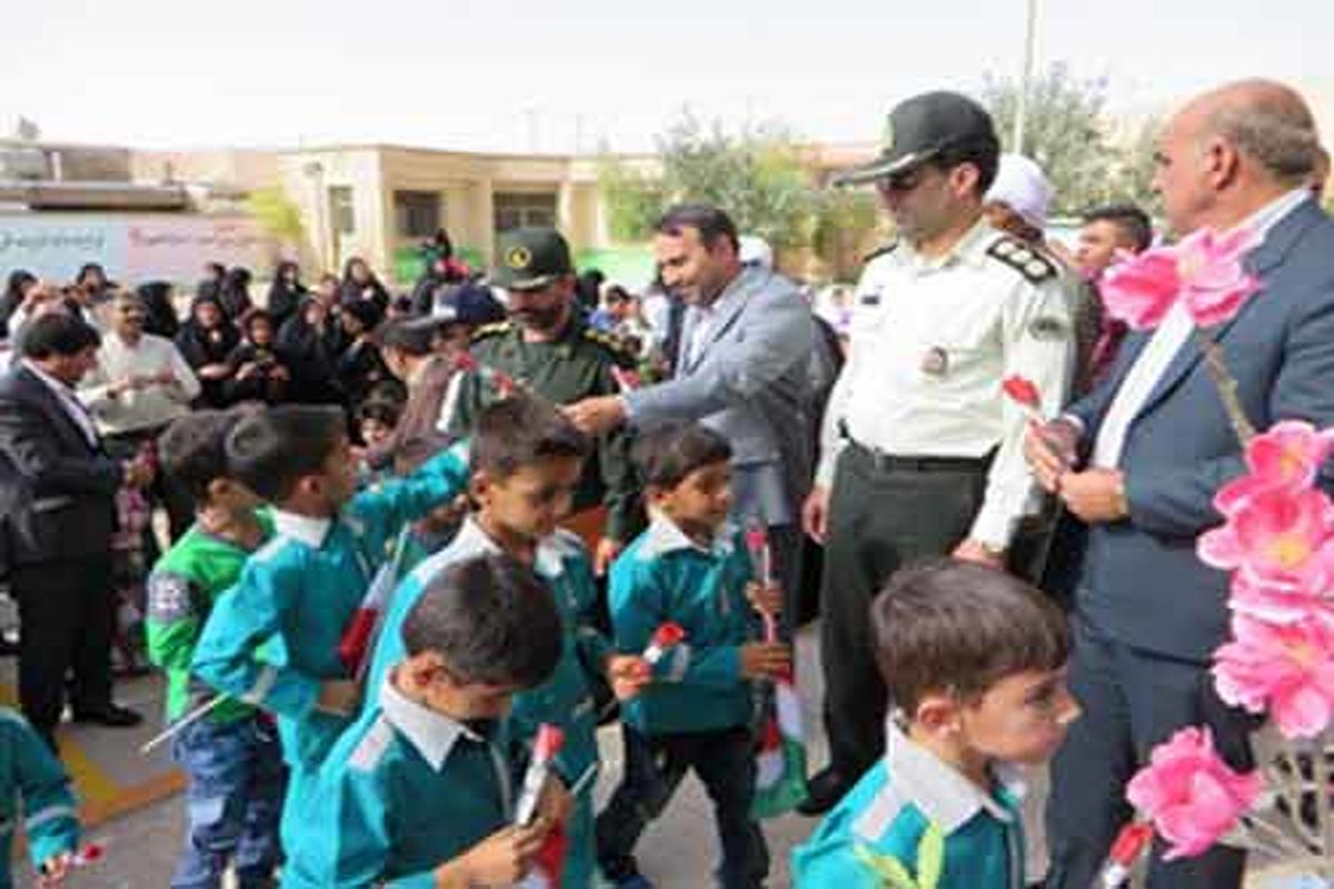 جشن ورود کلاس اولی ها آبدانان برگزار شد