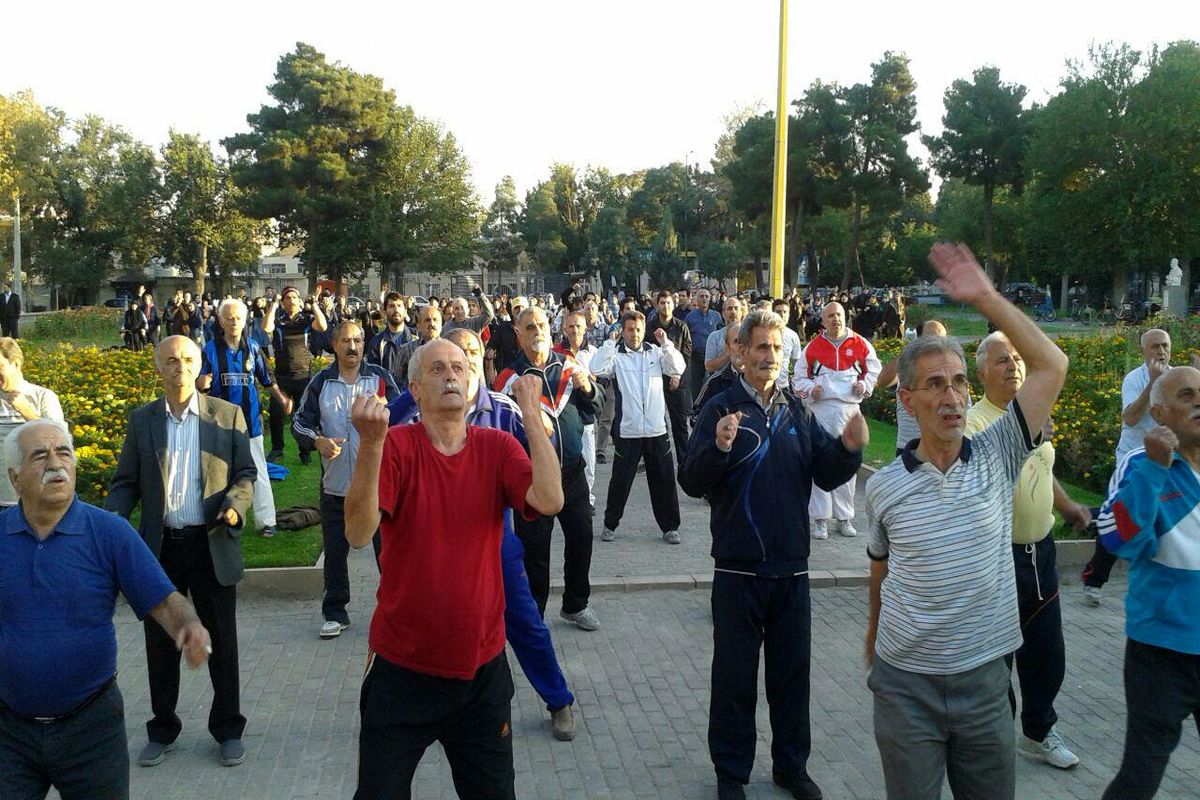 پانزدهمین برنامه ورزش صبحگاهی کارمندان دولت با حضور استاندار قزوین برگزار شد