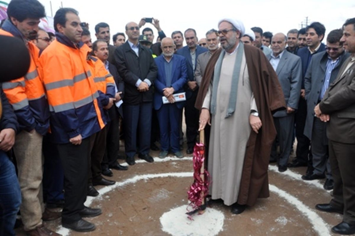 کلنگ طرح ساماندهی تقاطع ورودی شهر ضیا آباد به زمین زده شد