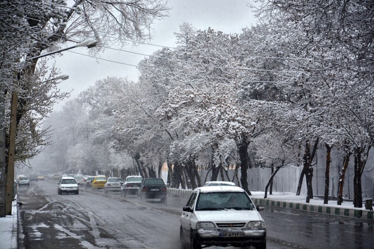 اسکان هزار نفر در بقاع متبرکه در سیزده بدر برفی همدان