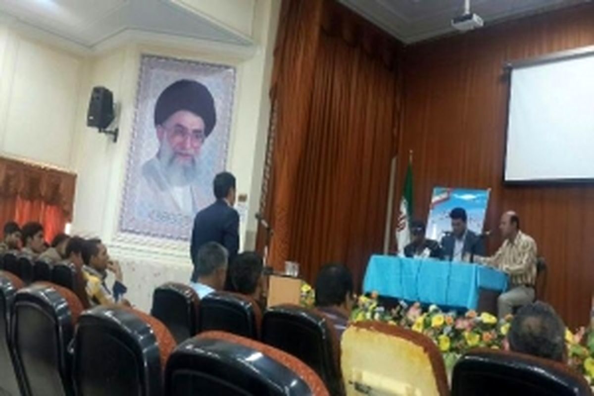 حضور مهندس باوقار مدیریت امور آب شهرستان حاجی آباد در برنامه رادیویی صدای همدلی از رادیو خلیج فارس