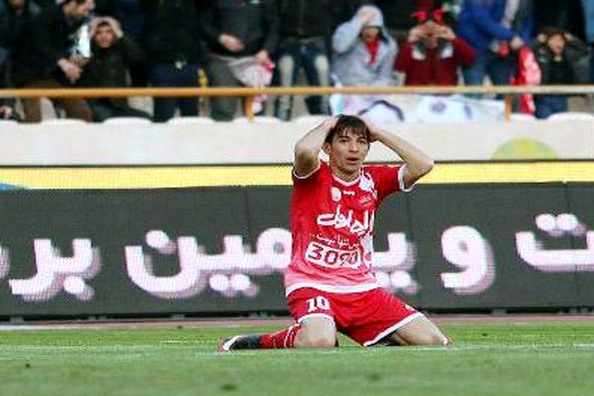 دو بازیکن استقلال و پرسپولیس محروم شدند