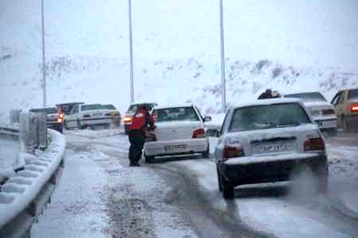 تردد در محورهای خراسان‌جنوبی بدون زنجیر چرخ امکان‌پذیر نیست