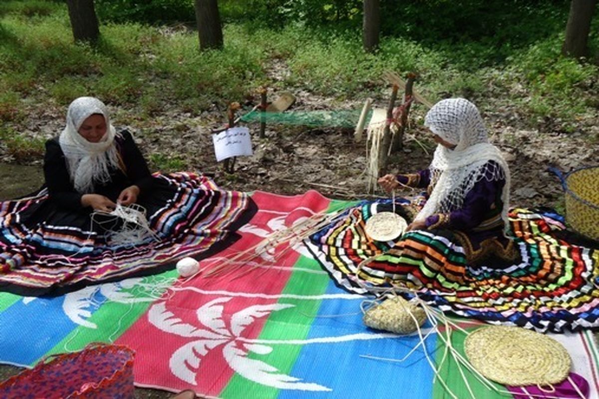 کسب رتبه نخست کشوری توسط مدیر مدرسه رودبنه گیلان