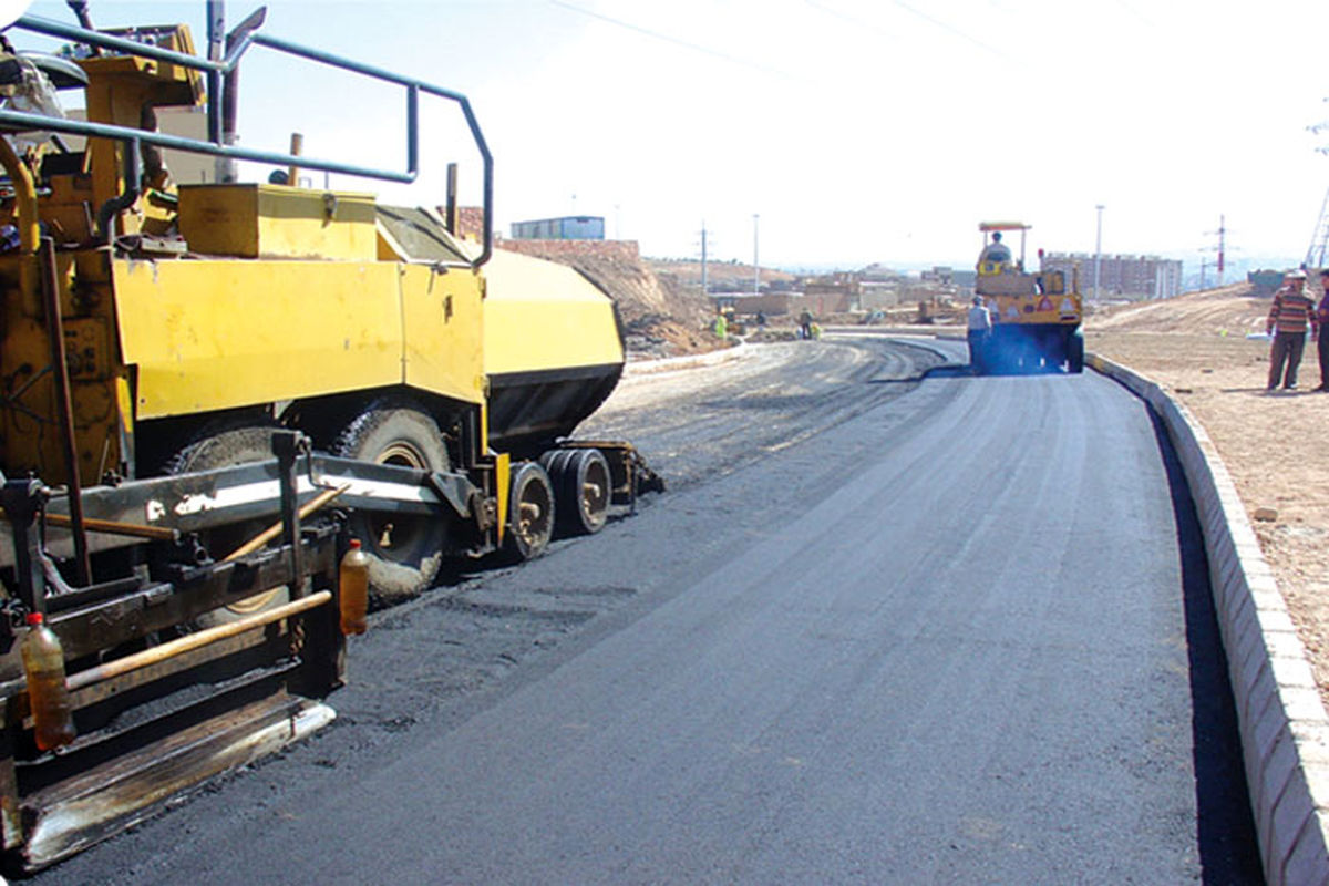 آغاز آسفالت‌ریزی در معابر اصلی ۲۱  روستای استان