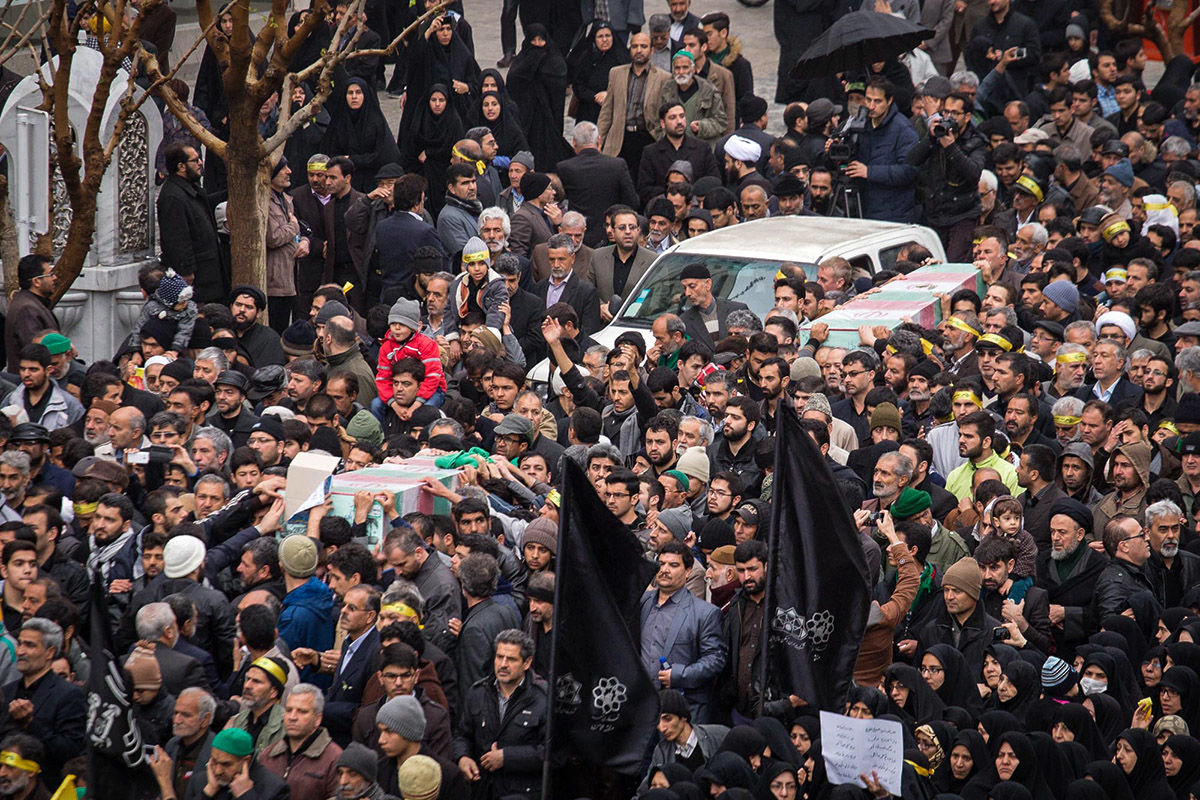 قم میزبان ۶ شهید گمنام دفاع مقدس در سالروز شهادت امام صادق(ع)