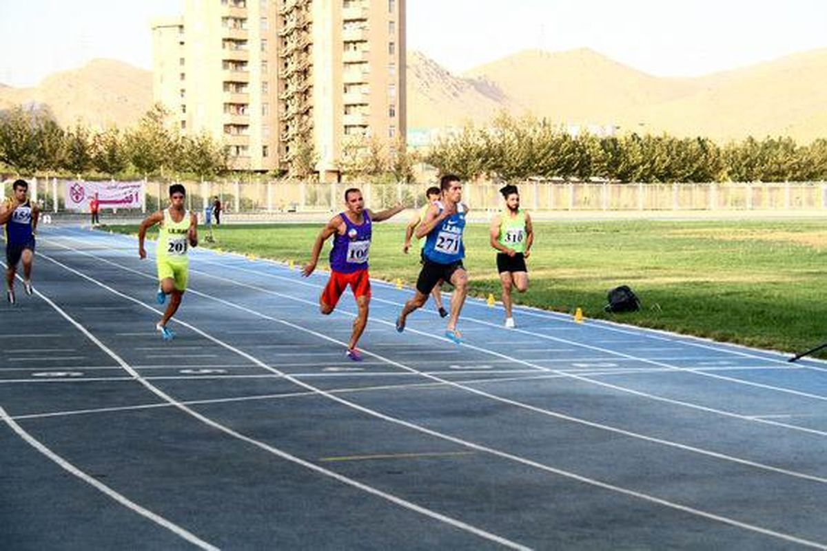 طلای ۴ در ۱۰۰ متر به نصف‌جهان رفت