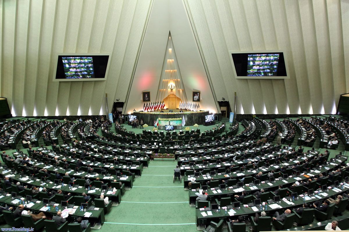 نمایندگان برای دومین بار با تشکیل کمیسیون ویژه اقتصاد مقاومتی مخالفت کردند