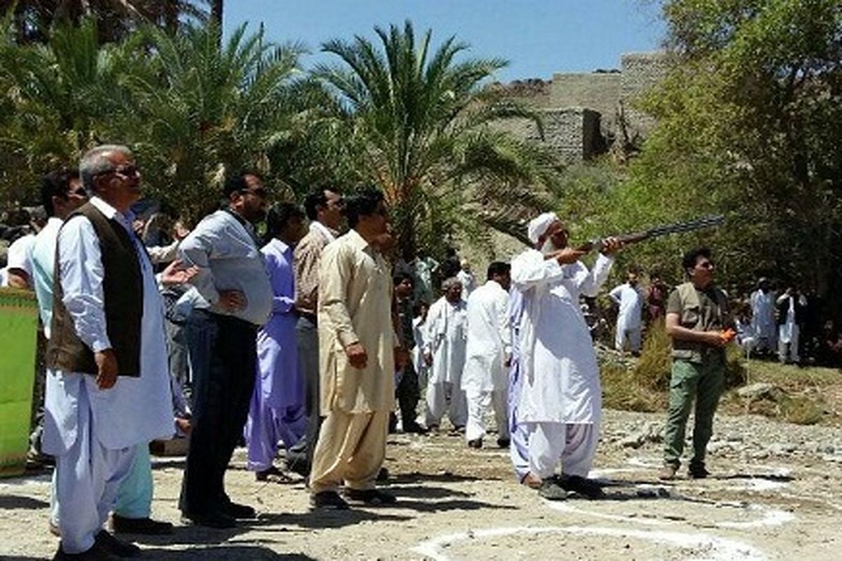 مسابقات تیراندازی تراپ در خاش برگزار شد