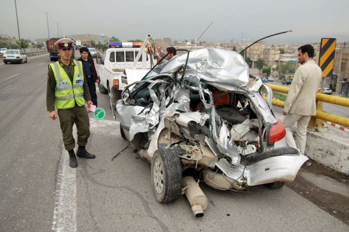 برخورد سمند و وانت در کمربندی شیراز