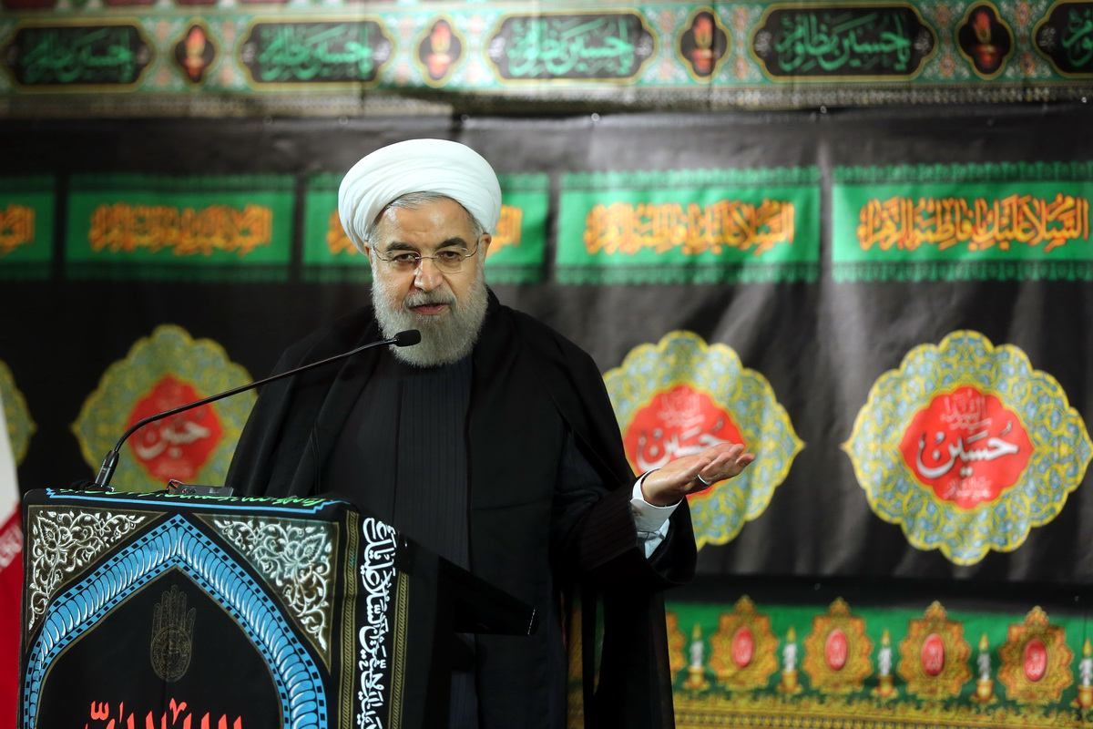 دکتر روحانی: امام حسین (ع) تنها به اسلام و شیعیان تعلق ندارد بلکه محبوب دل همه آزادگان عالم است/ اگر ما مسیر هدایت و نجات می خواهیم، امام حسین (ع) چراغ است و راه را به ما نشان می دهد