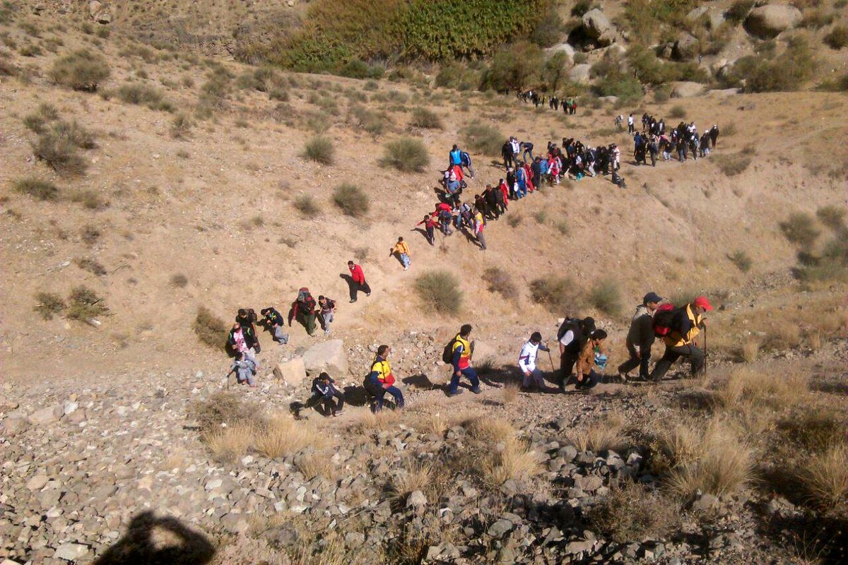 کوهپیمایی خانوادگی  شهر قدسی ها در وردیج