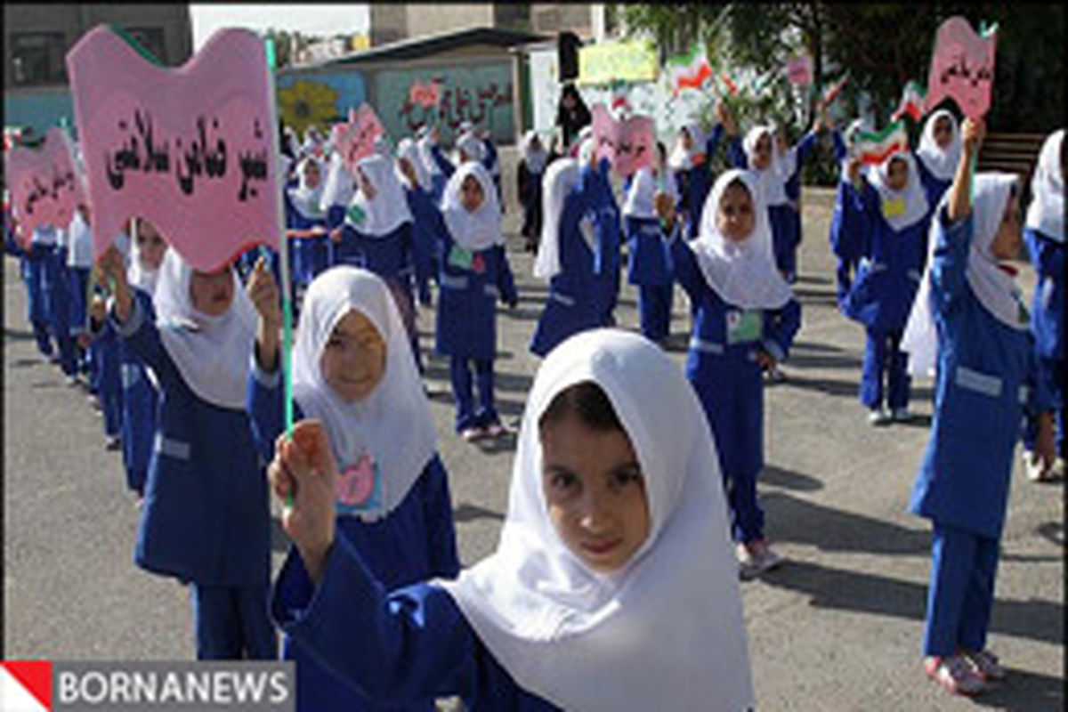 توزیع شیر رایگان مدارس گلستان در انتظارتامین اعتبار