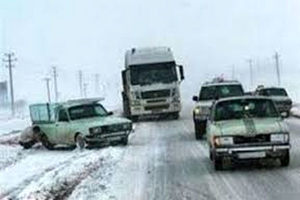 ۳۲۰ نفر توسط امدادگران اردبیلی از محاصره برف نجات یافتند