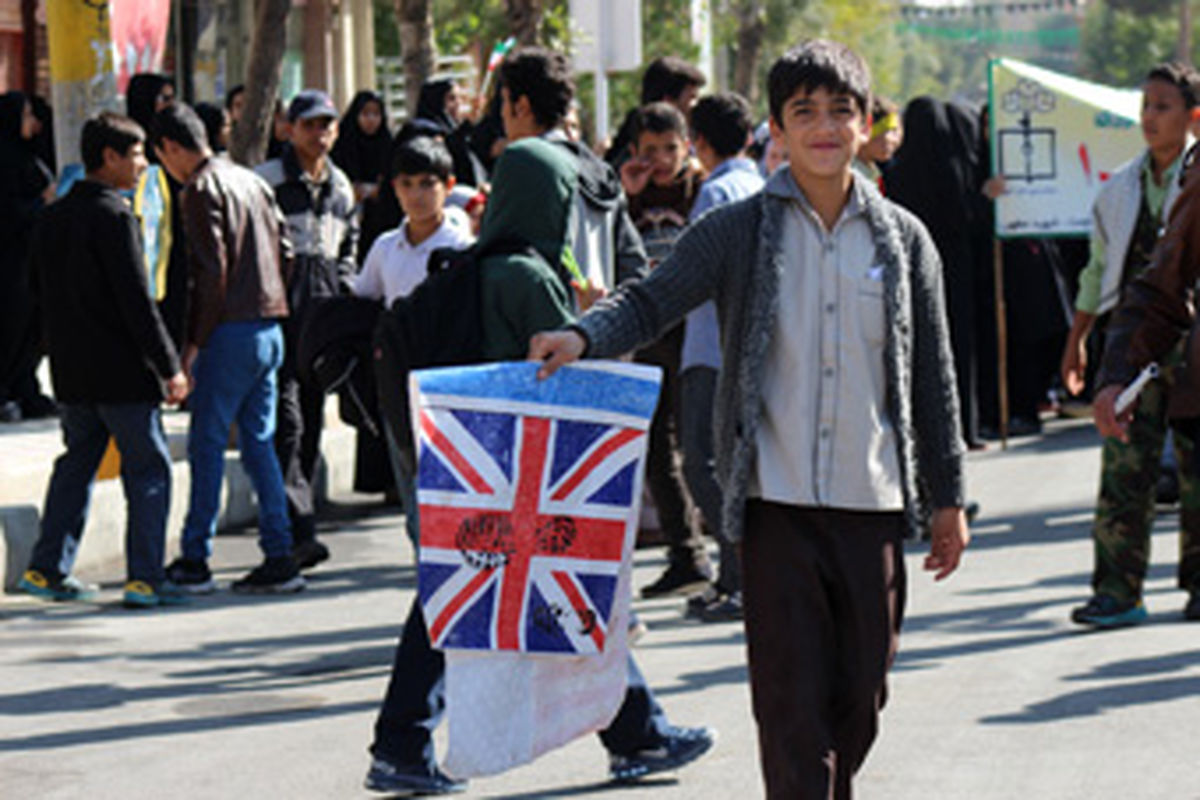 جزئیات راهپیمایی دانش‌آموزان در ۱۳ آبان/ دانش‌آموزان بار دیگر هیمنه پوشالی استکبار را به لرزه درخواهند آورد