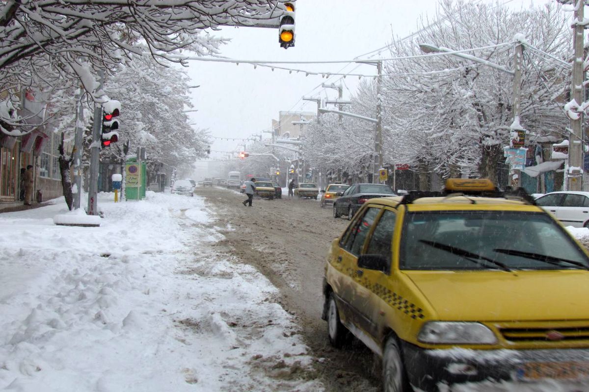 نظارت جدی بر عملکرد تاکسی‌ها هنگام بارش برف و باران