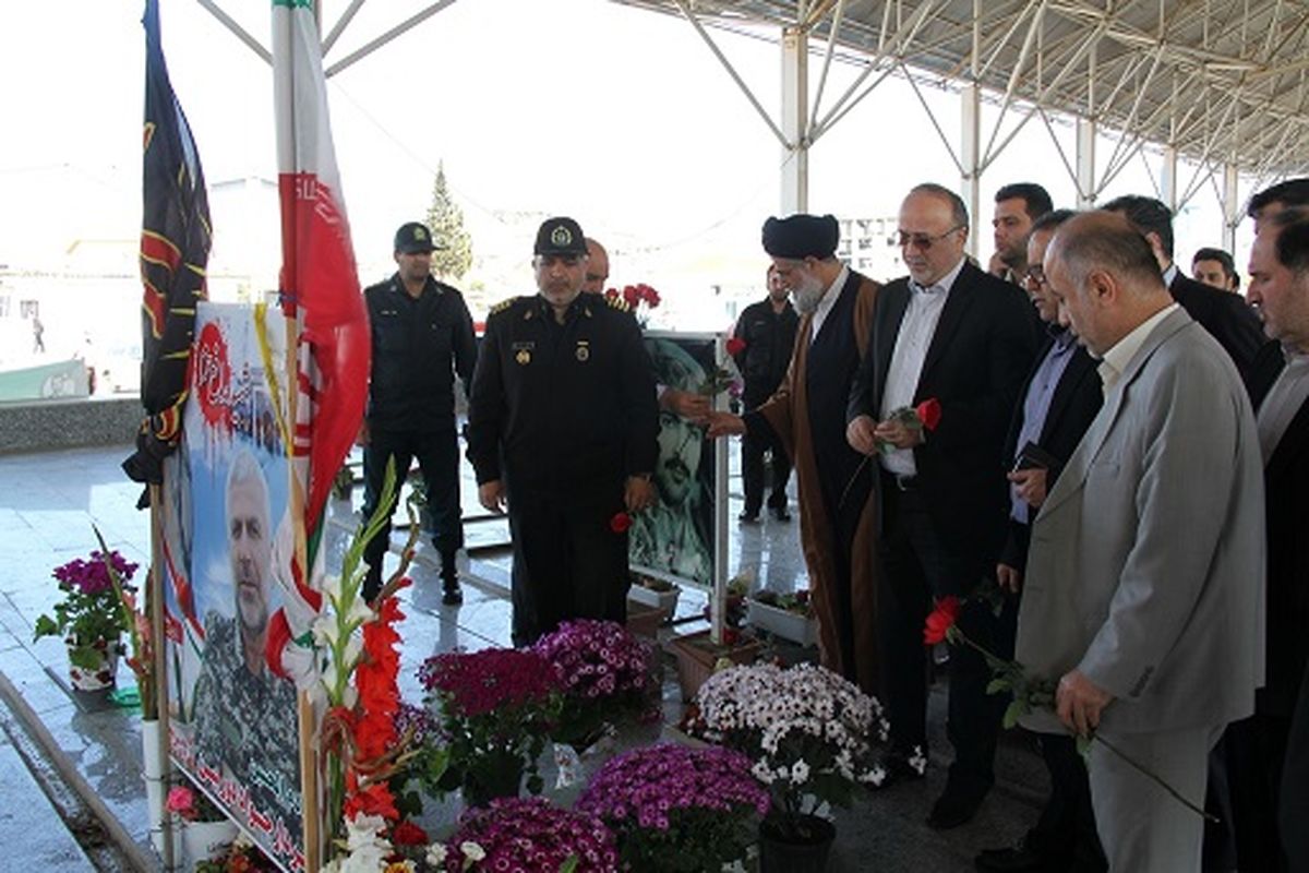 گلزار شهدا ی انزلی ساماندهی مناسب می شود