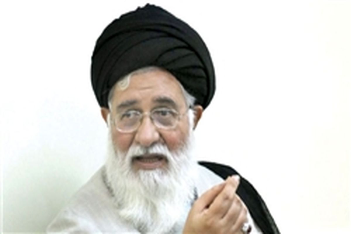 حضور آیت الله علم‌الهدی در هیات امنای دانشگاه آزاد