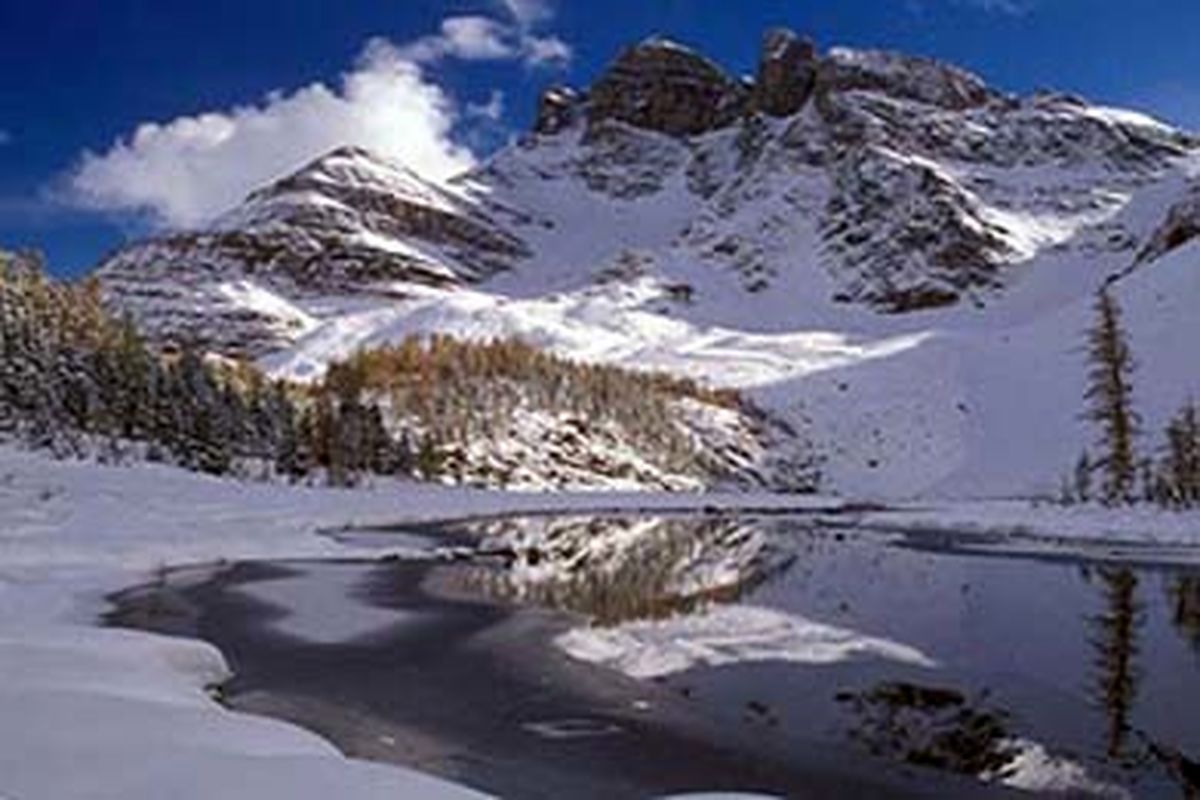 آسمان زنجان امروز صاف تا قسمتی ابری است