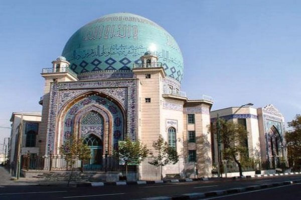 نمایشگاه موضوعی کتاب درباره حضرت زینب(س) و هدیه به پرستاران