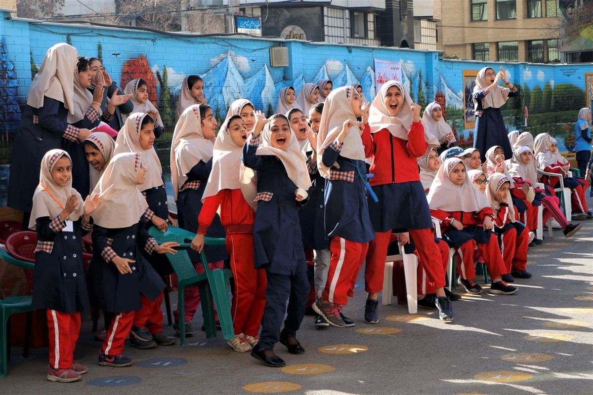 مدارس نوبت عصر تهران تعطیل شد