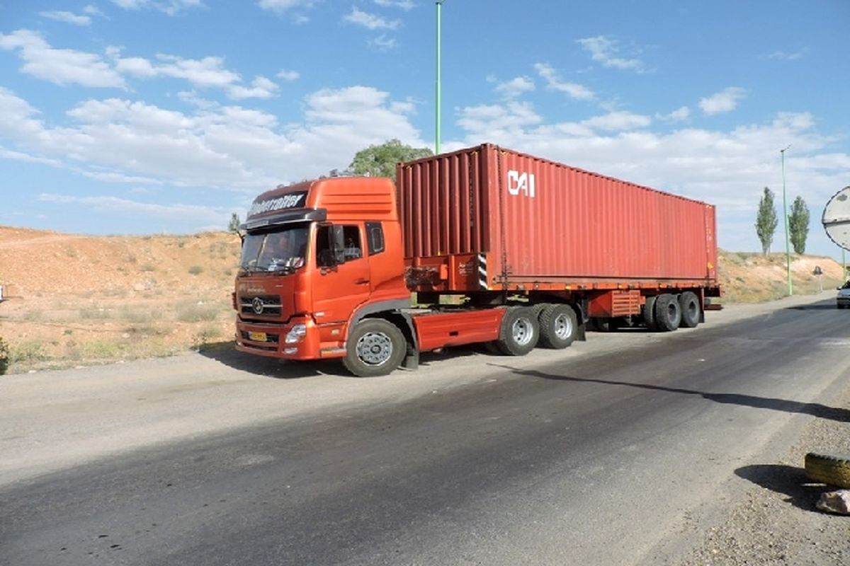 محموله میلیاردی کالای قاچاق به مقصد نرسید