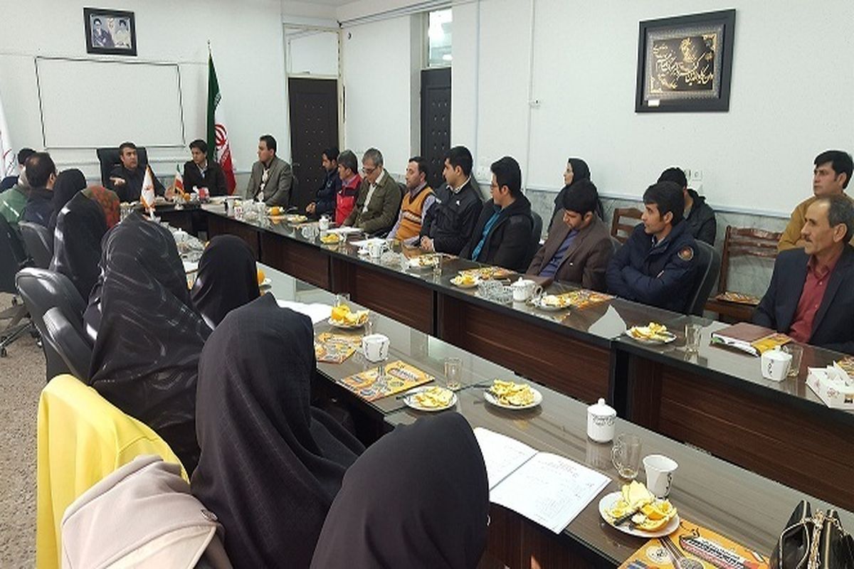 برگزاری دوره آموزشی برای سرپرستان سالن ها واماکن ورزشی استان