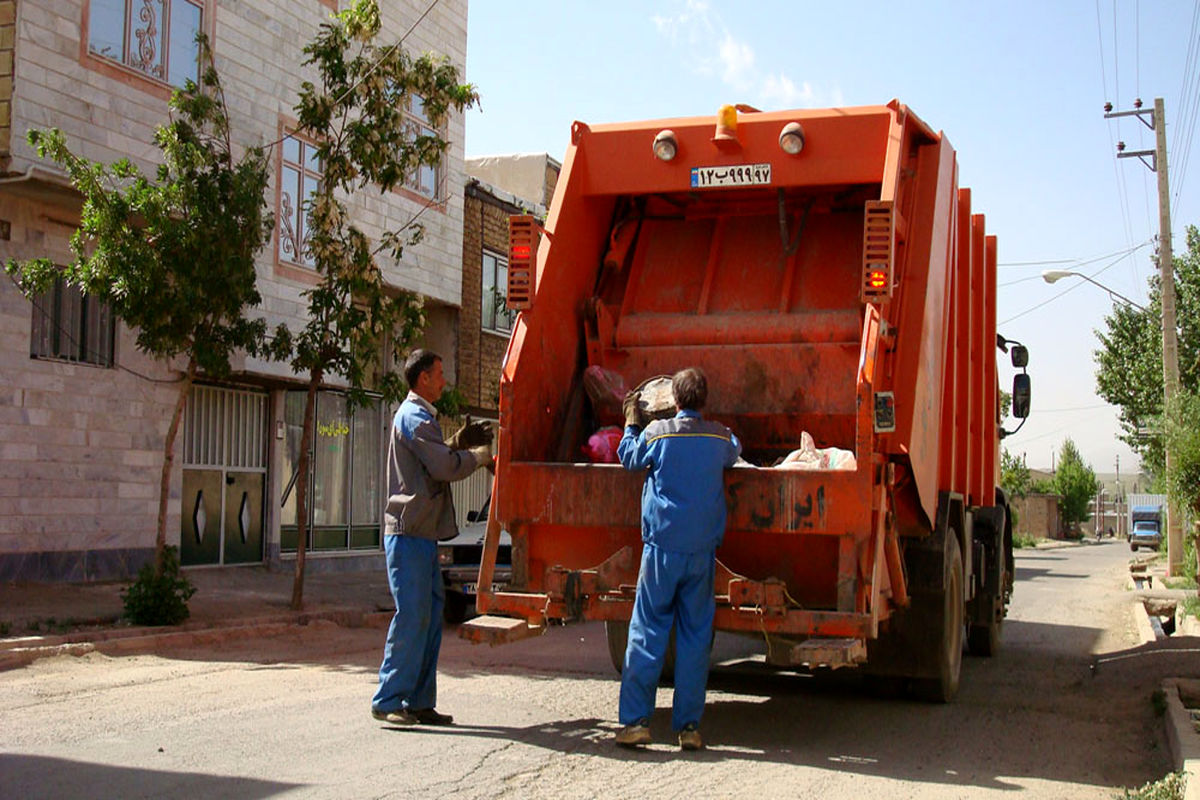 تکمیل خط ۳۰۰ تنی پردازش زباله تا اردیبهشت ۹۷