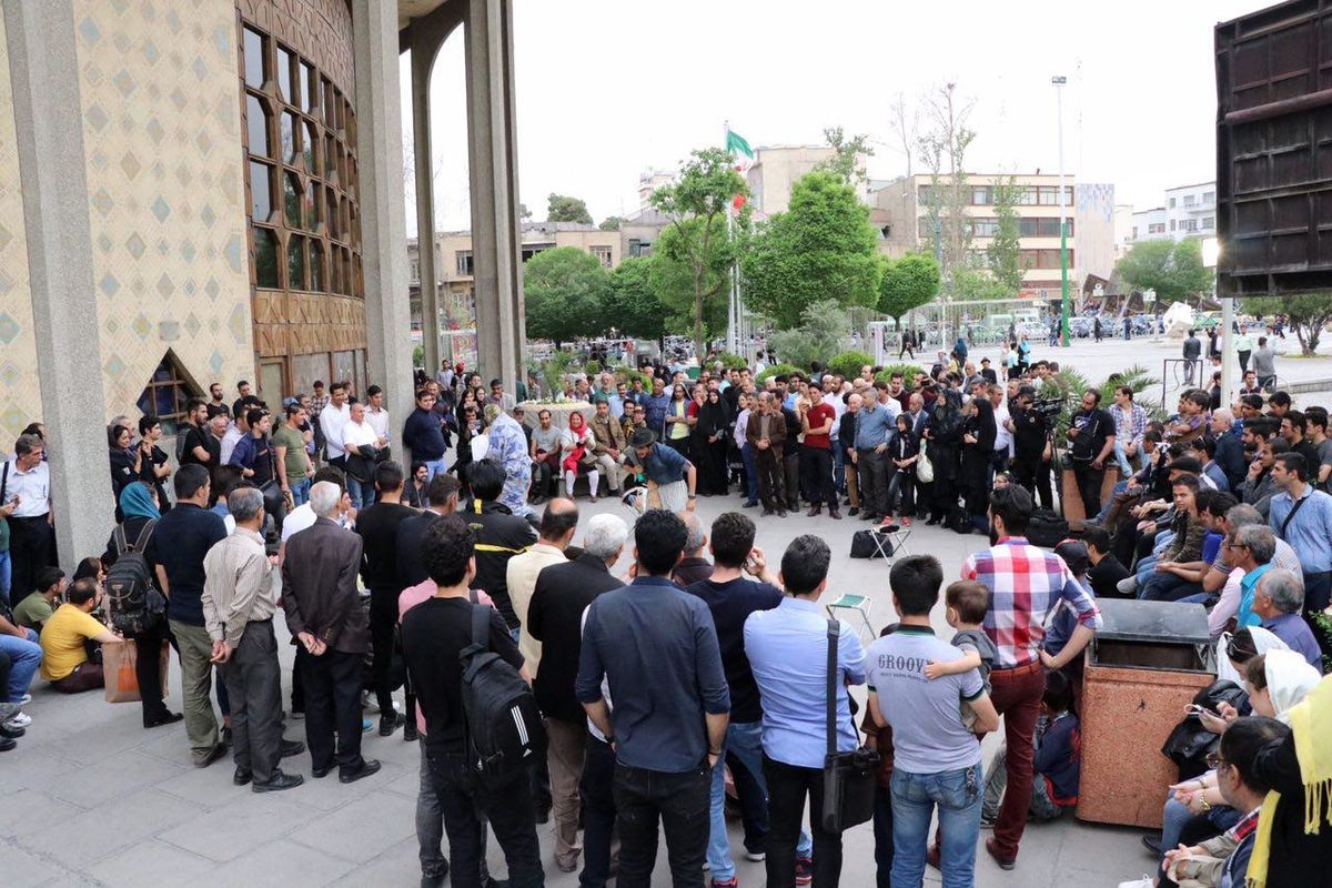 دو معاون وزیر مهمان جشن خانه تئاتر