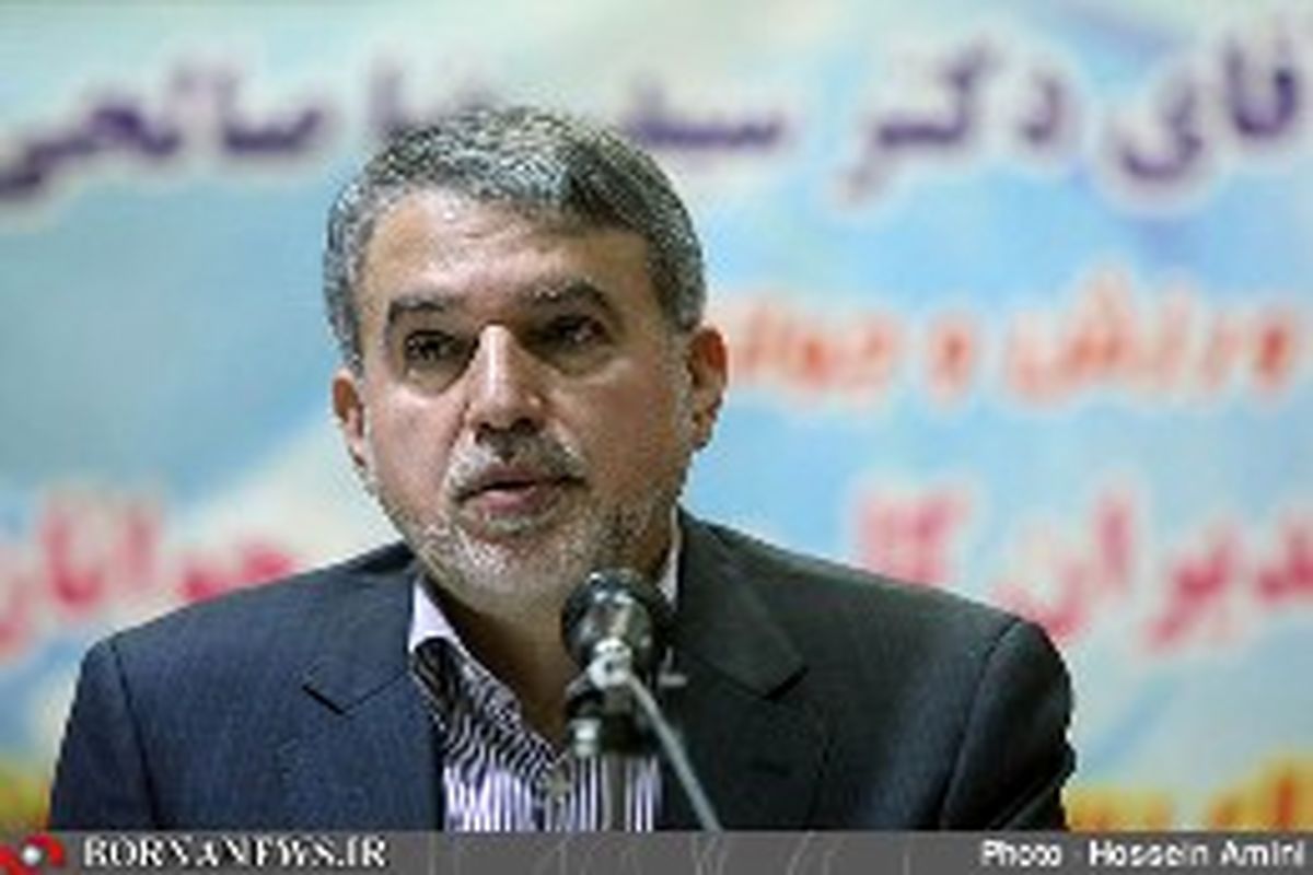 جامعه فرهنگی با دولت آشتی کرده است/ جوانان را باور داریم