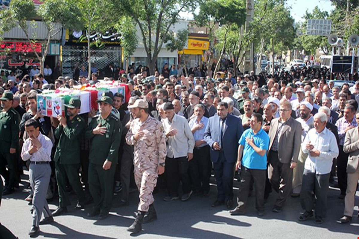 پیکر جانباز شهید حاج محمد رضا بیات در شهرستان خمین تشییع شد