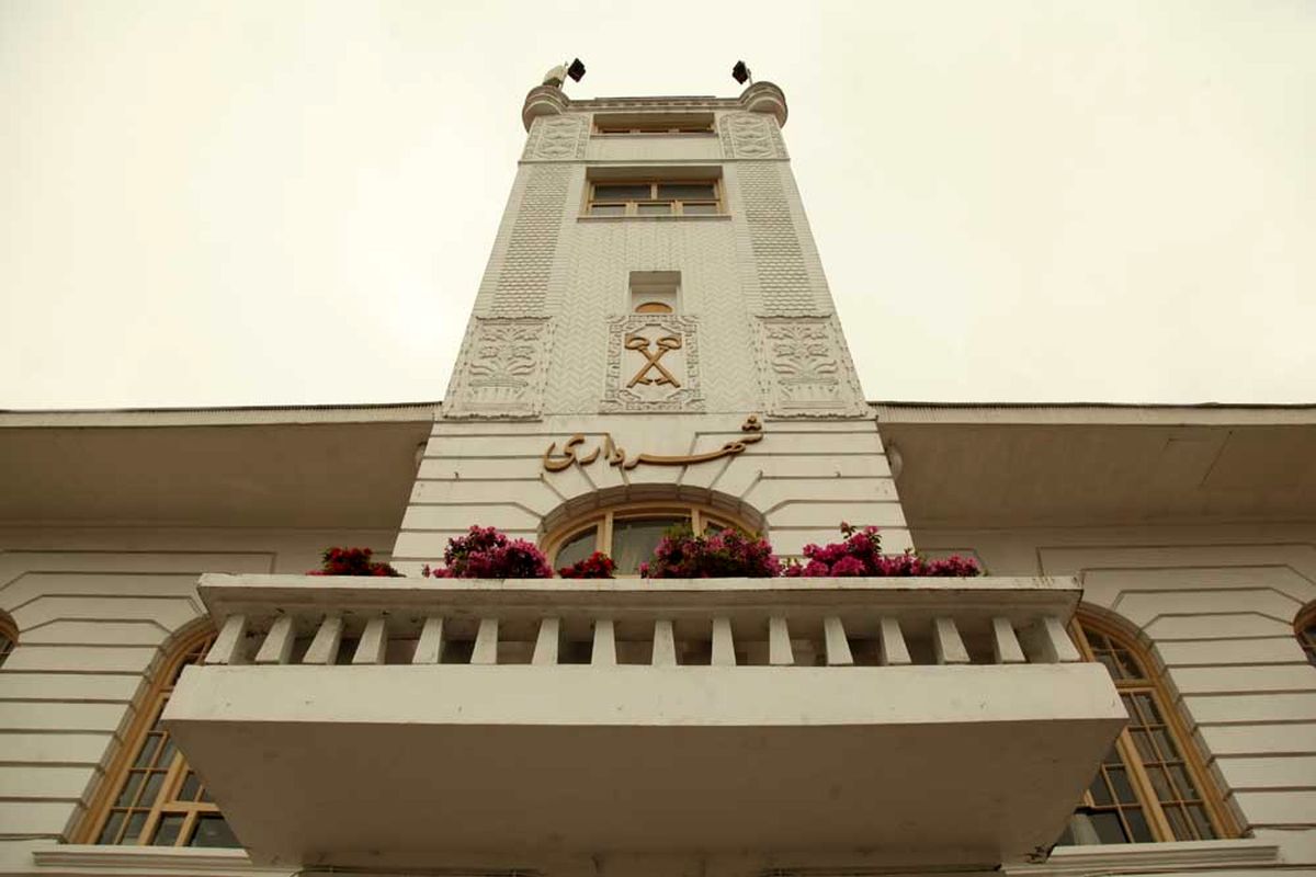 ثابت قدم برکنار گردید/ جمشید پور سرپرست شهرداری رشت شد