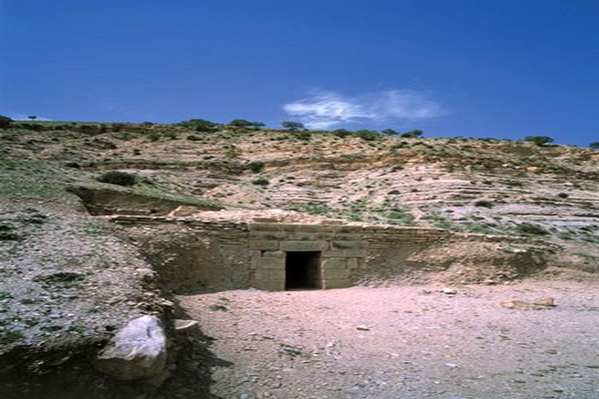 طاق شیرین‌وفرهاد در ایلام مرمت می‌شود