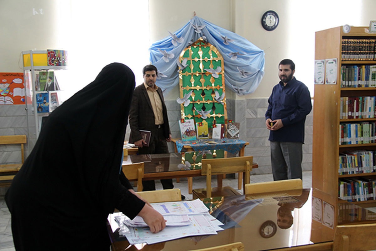 بازدید سرپرست اداره کل از ۳ باب کتابخانه عمومی شهر اراک