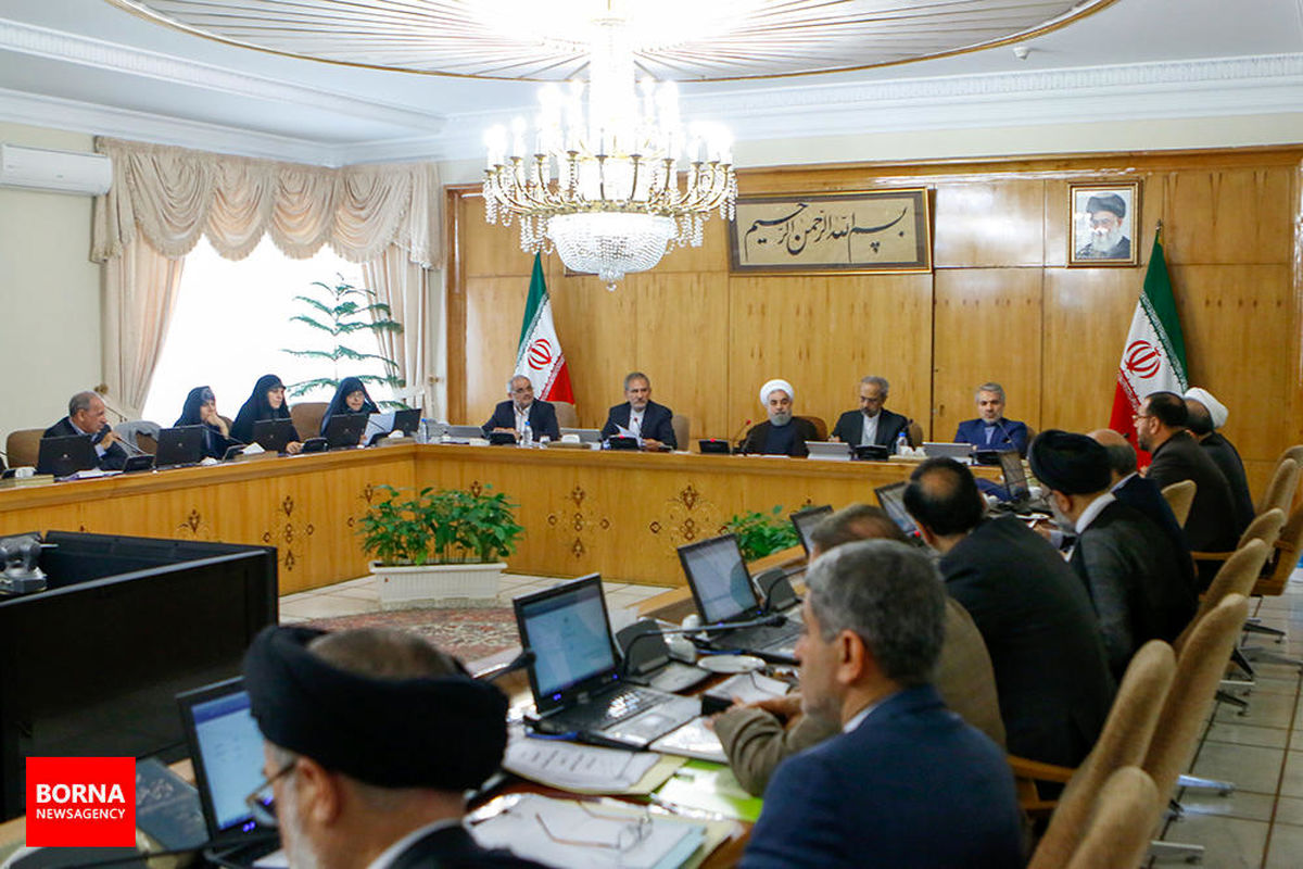 گزارش بانک مرکزی از مؤسسات مالی غیرمجاز بررسی شد