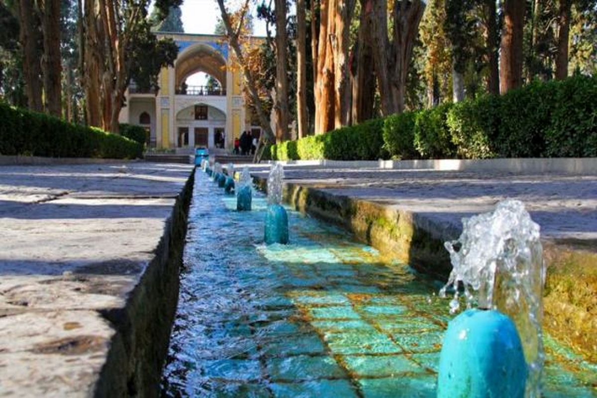 آماده سازی و مرمت مجموعه جهانی باغ تاریخی فین